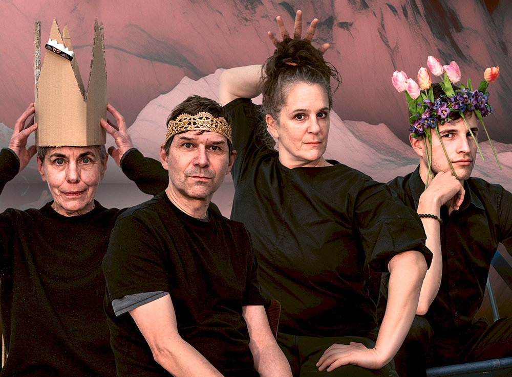 Das Ensemble von «Merlin oder Das wüste Land» besteht aus 7 Profis und 22 Laien zwischen 8 und 70 Jahren, © Hauser, Schwarz/Vorstadttheater Basel